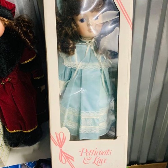 Collectibles Porcelain dolls - limited edition - Picture 6 of 8